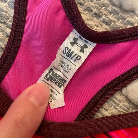 Under Armour sports bra - Picture 2 of 3